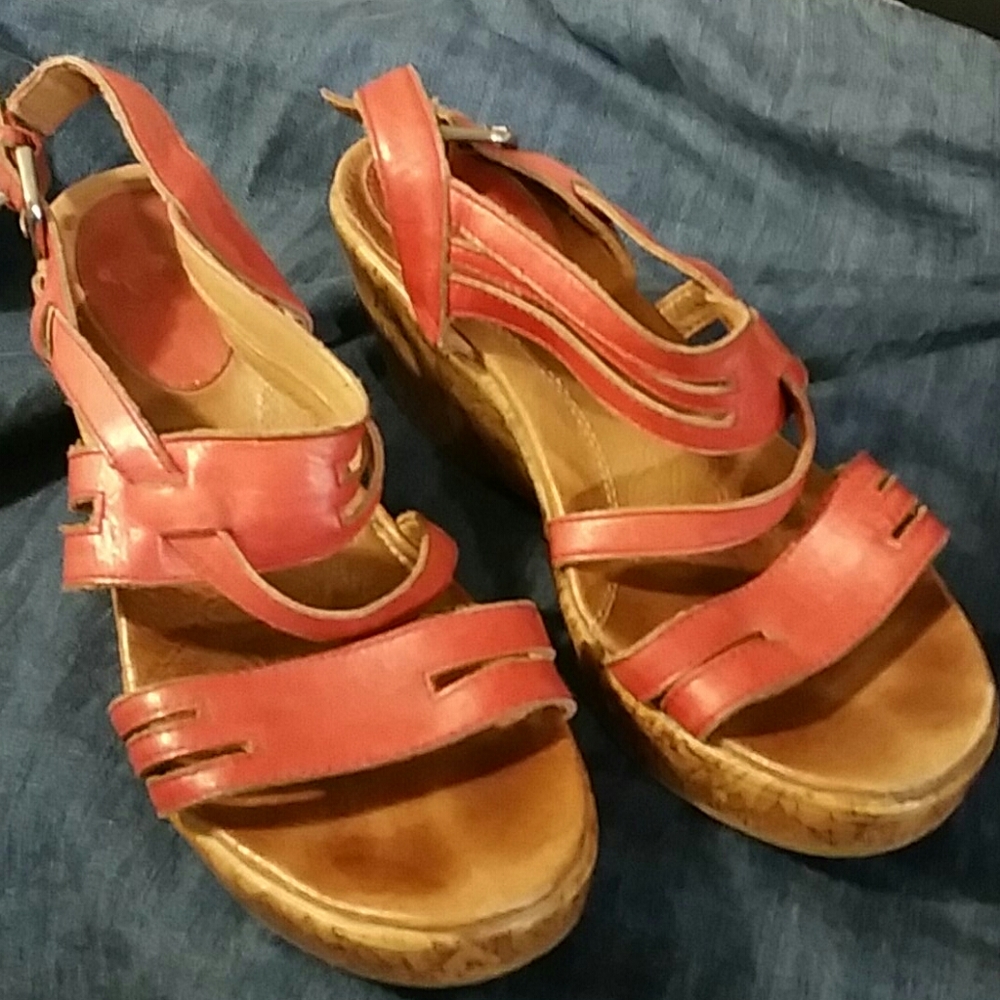 Kravings Platform sandals